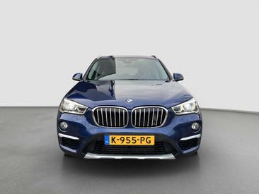 BMW X1 SDrive20i — photo 7