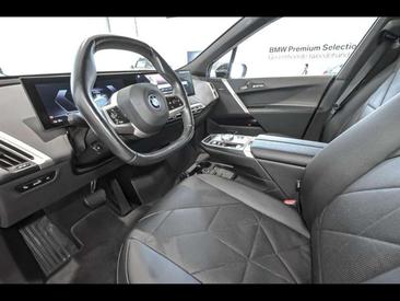 BMW IX M60 — photo 2