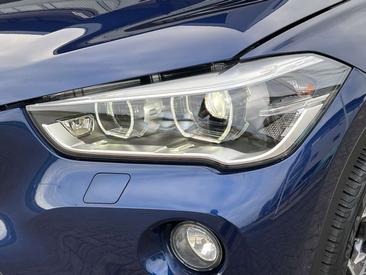 BMW X1 SDrive20i — photo 9