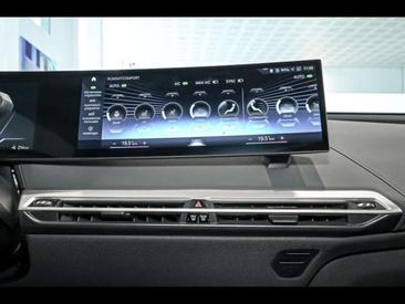 BMW IX M60 — photo 7