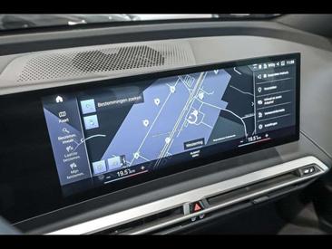 BMW IX M60 — photo 8