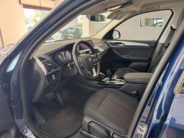 BMW X3 SDrive18d — photo 8