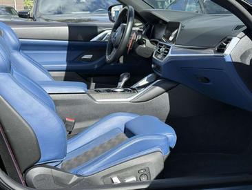 BMW M4 Competition — photo 19