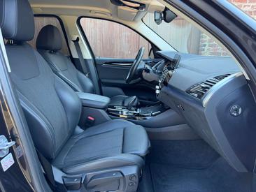 BMW X3 20i XDrive — photo 9