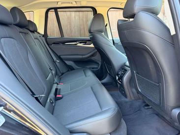 BMW X3 20i XDrive — photo 11