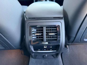 BMW X3 20i XDrive — photo 12