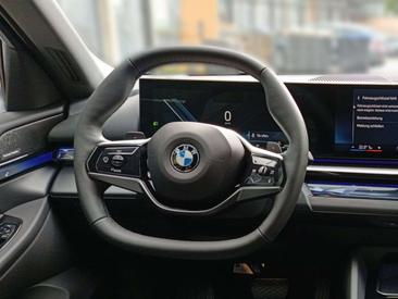 BMW Série 5 520d — photo 17