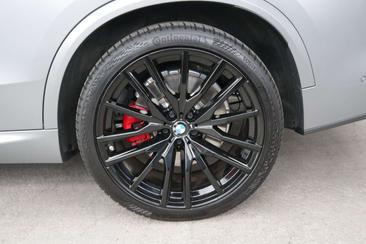 BMW X5 XDrive50e — photo 4
