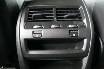 BMW X5 XDrive50e — photo 6