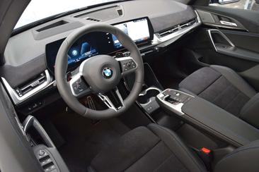 BMW X1 SDrive18d — photo 9