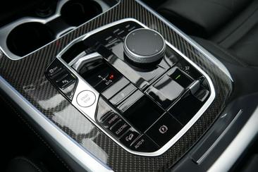 BMW X5 XDrive50e — photo 25