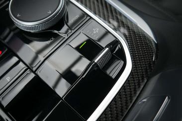 BMW X5 XDrive50e — photo 26