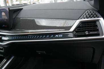 BMW X5 XDrive50e — photo 33