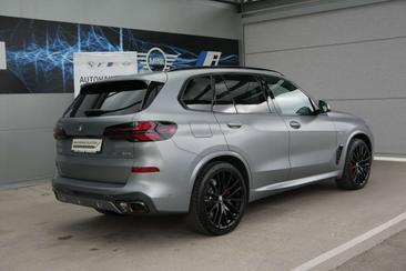 BMW X5 XDrive50e — photo 35