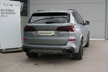 BMW X5 XDrive50e — photo 36