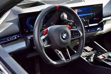 BMW M5 Berline Competition XDrive — photo 11