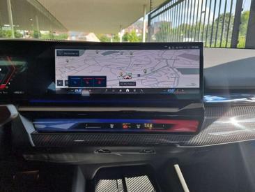 BMW M5 Touring Touring — photo 7