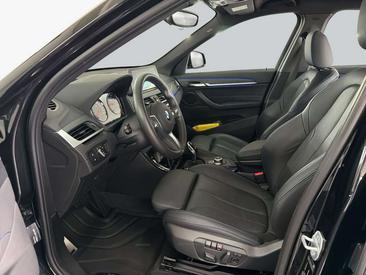 BMW X1 SDrive20i — photo 9