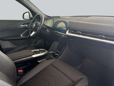 BMW IX1 XDrive30 — photo 14
