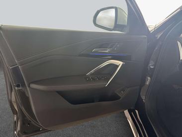 BMW IX1 XDrive30 — photo 18
