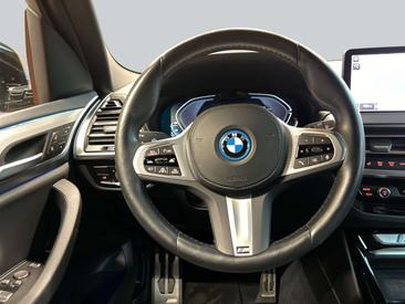 BMW iX3 — photo 15