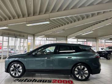 BMW IX XDrive40 — photo 5