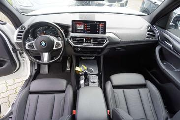 BMW X3 XDrive30e — photo 11