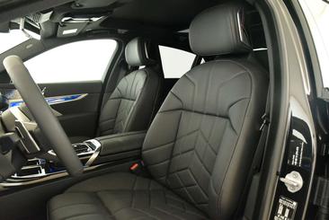 BMW Série 7 Berline 740d XDrive — photo 5