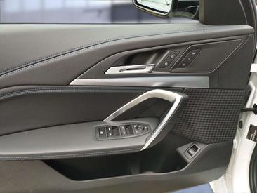 BMW X1 XDrive23d — photo 8