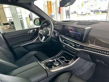 BMW X5 XDrive30d — photo 8