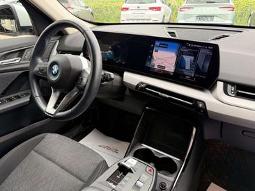 BMW IX1 XDrive30 — photo 13