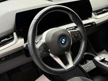 BMW IX1 XDrive30 — photo 15