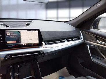 BMW X2 SDrive20d — photo 11