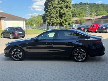 BMW Série 5 520d — photo 2
