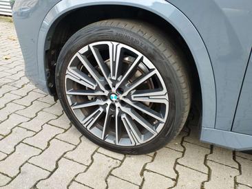 BMW X1 XDrive23d — photo 17