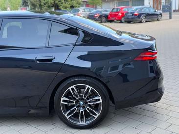BMW Série 5 520d — photo 11