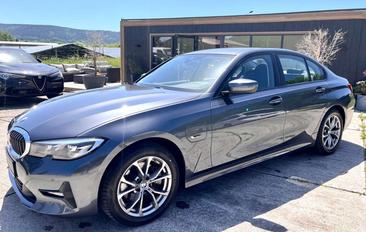 BMW Série 3 Berline 320e — photo 2