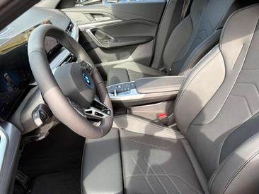 BMW IX2 EDrive20 — photo 6