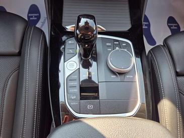 BMW X4 XDrive20d — photo 9