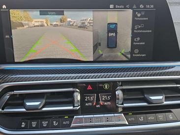 BMW X5 XDrive45e — photo 18