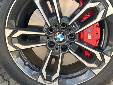 BMW IX2 EDrive20 — photo 8