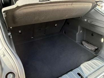 BMW IX2 EDrive20 — photo 14