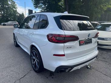 BMW X5 XDrive30d — photo 8