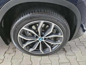 BMW X3 XDrive30e — photo 19