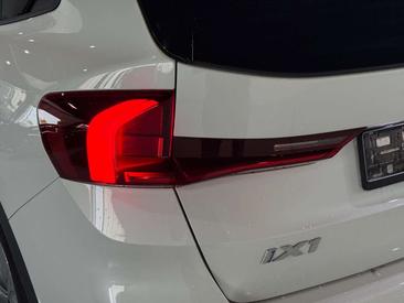 BMW IX1 XDrive30 — photo 27