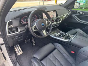 BMW X5 XDrive30d — photo 11