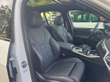 BMW X5 XDrive30d — photo 13