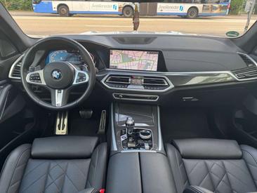 BMW X5 XDrive30d — photo 14