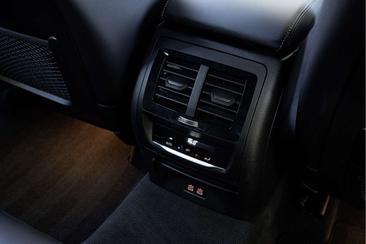 BMW X3 XDrive30d — photo 32