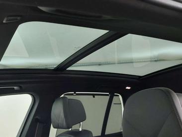 BMW X5 60i — photo 8